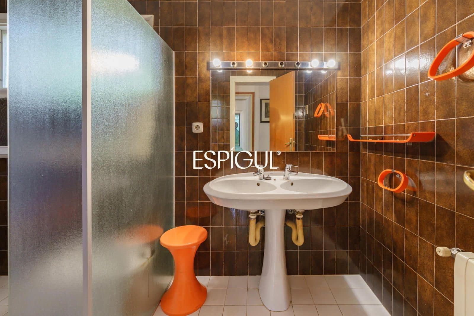 4 bedroom Villa for sale in Bellaterra with garage - € 1,050,000 (Ref: 10016125)