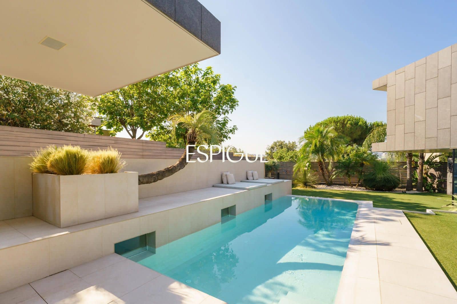 4 slaapkamer Villa te koop in Sant Cugat del Valles met zwembad garage - € 2.575.000 (Ref: 10016126)