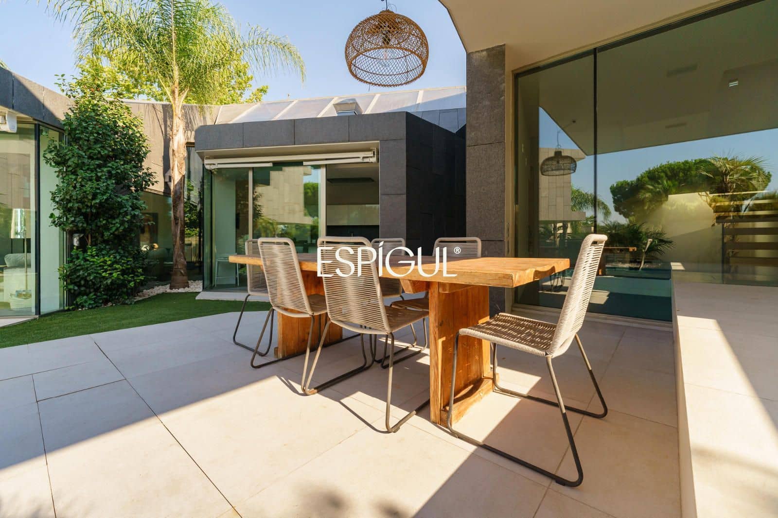 4 slaapkamer Villa te koop in Sant Cugat del Valles met zwembad garage - € 2.575.000 (Ref: 10016126)