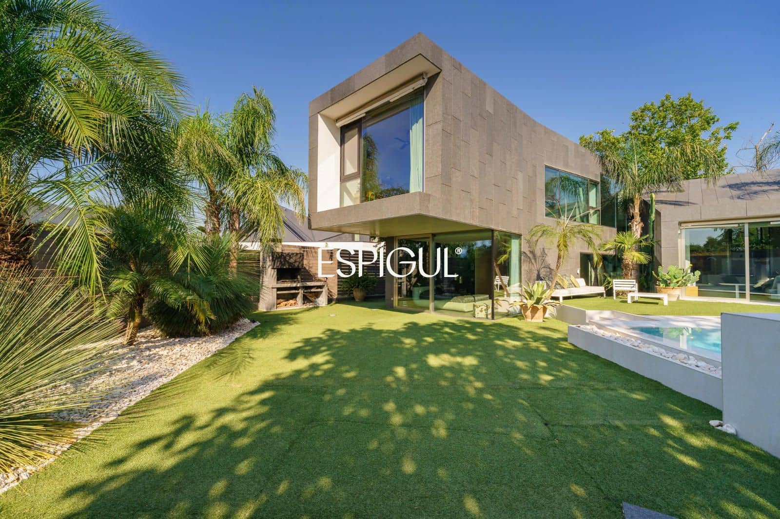 4 slaapkamer Villa te koop in Sant Cugat del Valles met zwembad garage - € 2.575.000 (Ref: 10016126)