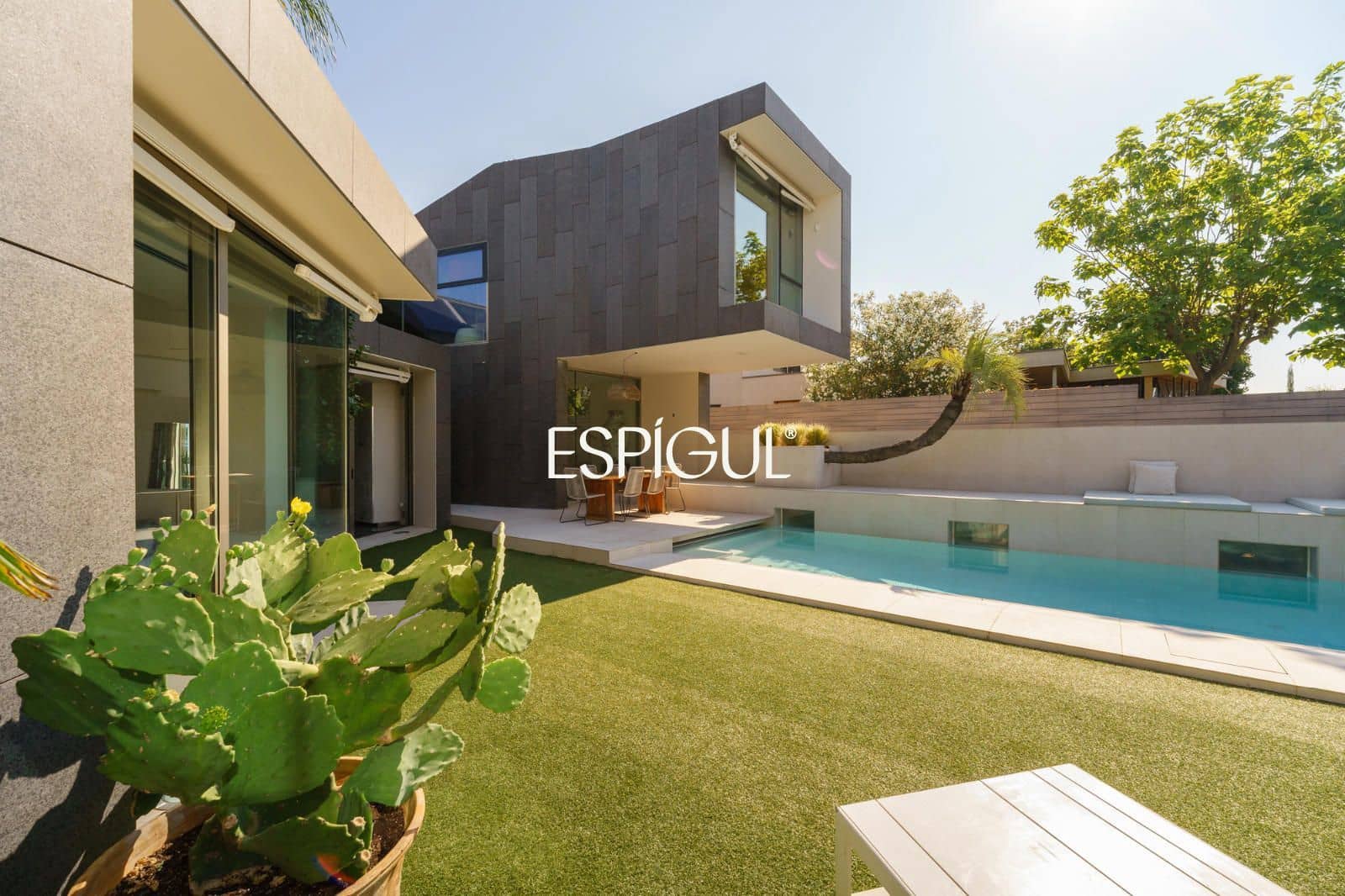 4 slaapkamer Villa te koop in Sant Cugat del Valles met zwembad garage - € 2.575.000 (Ref: 10016126)