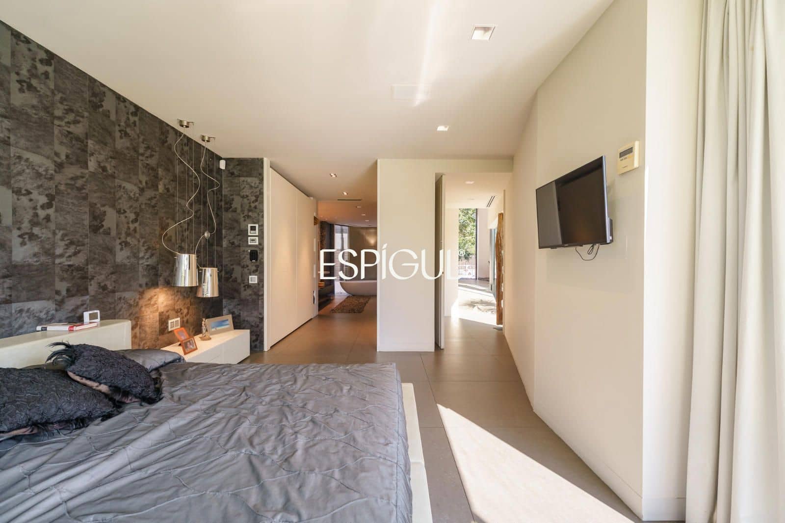 4 slaapkamer Villa te koop in Sant Cugat del Valles met zwembad garage - € 2.575.000 (Ref: 10016126)