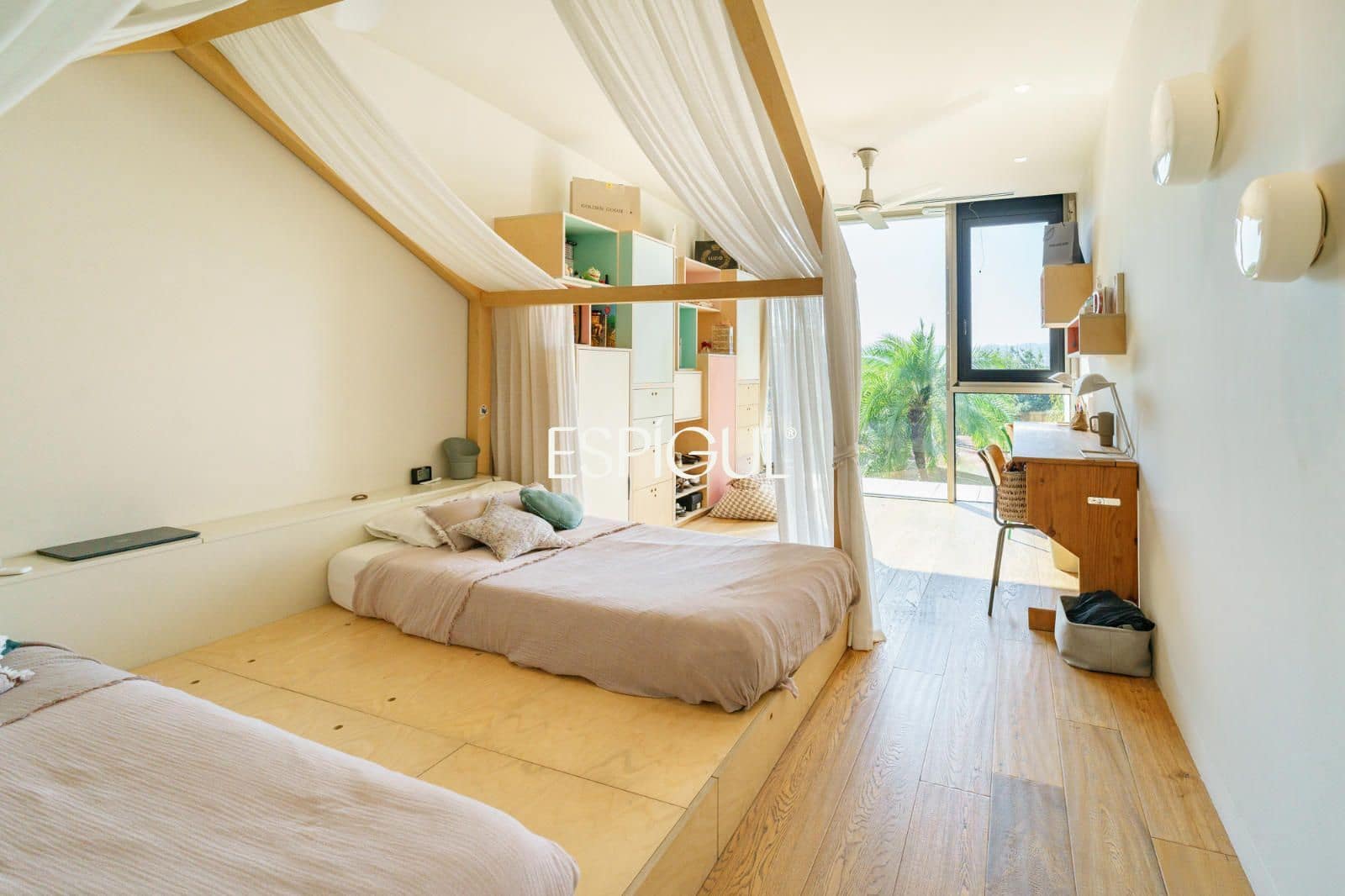 4 slaapkamer Villa te koop in Sant Cugat del Valles met zwembad garage - € 2.575.000 (Ref: 10016126)