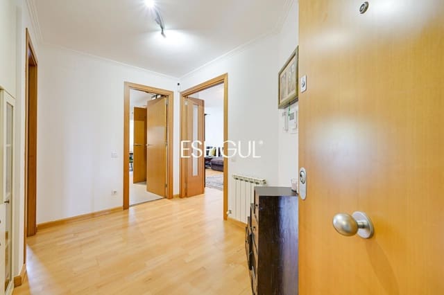 4 sypialnia Mieszkanie na sprzedaż w Sant Cugat del Vallès z basenem garażem - 998 000 € (Ref: 10016127)