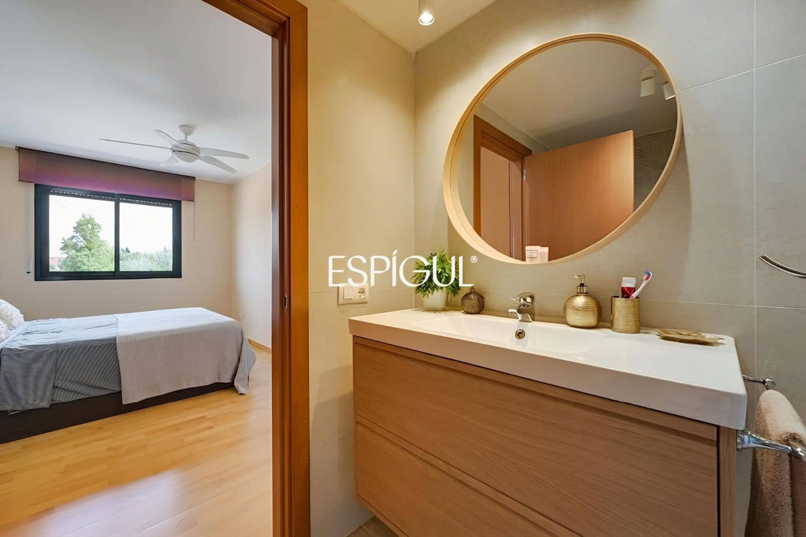 4 sypialnia Mieszkanie na sprzedaż w Sant Cugat del Valles z basenem garażem - 998 000 € (Ref: 10016127)