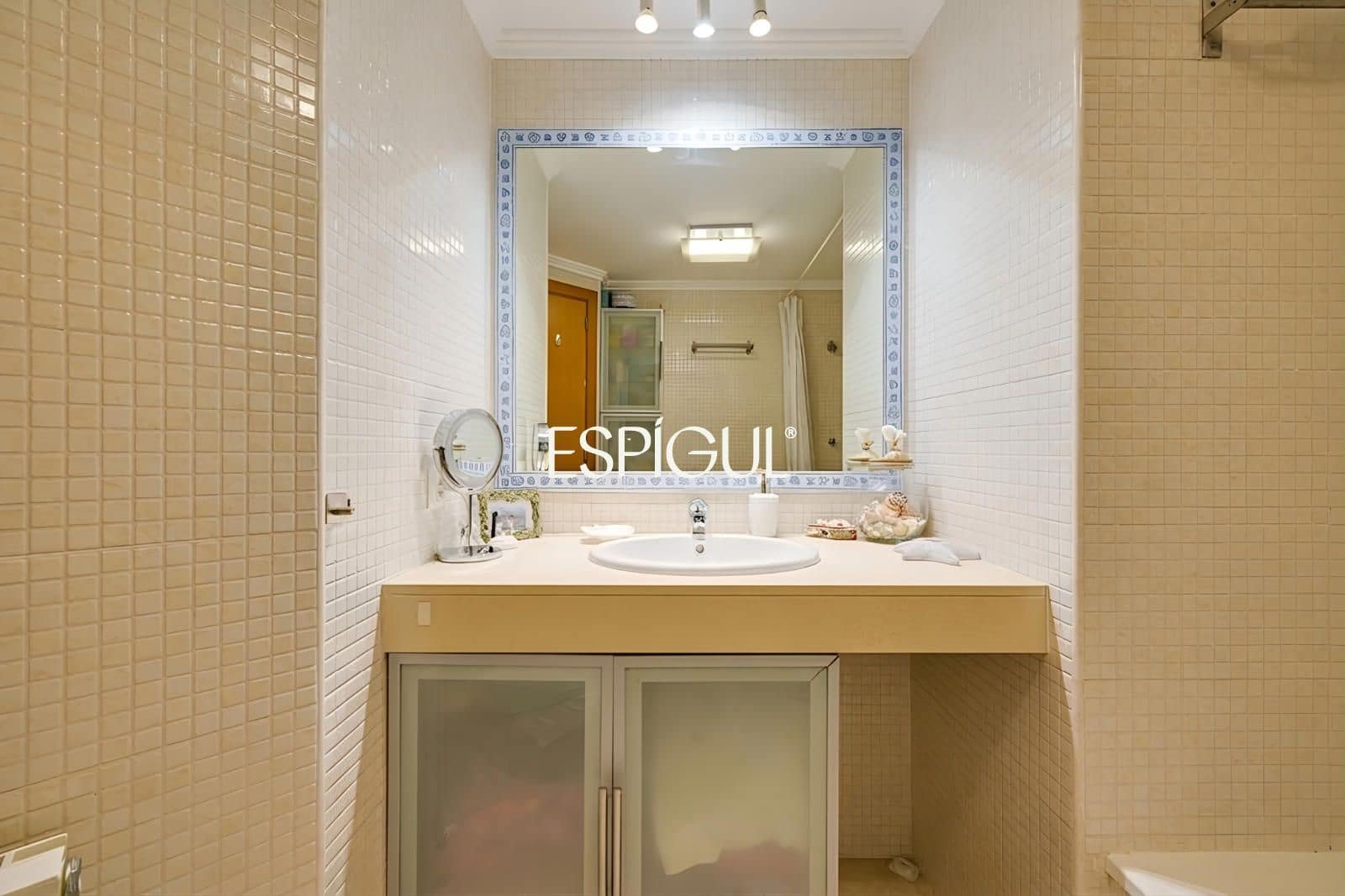 4 sypialnia Mieszkanie na sprzedaż w Sant Cugat del Valles z basenem garażem - 998 000 € (Ref: 10016127)