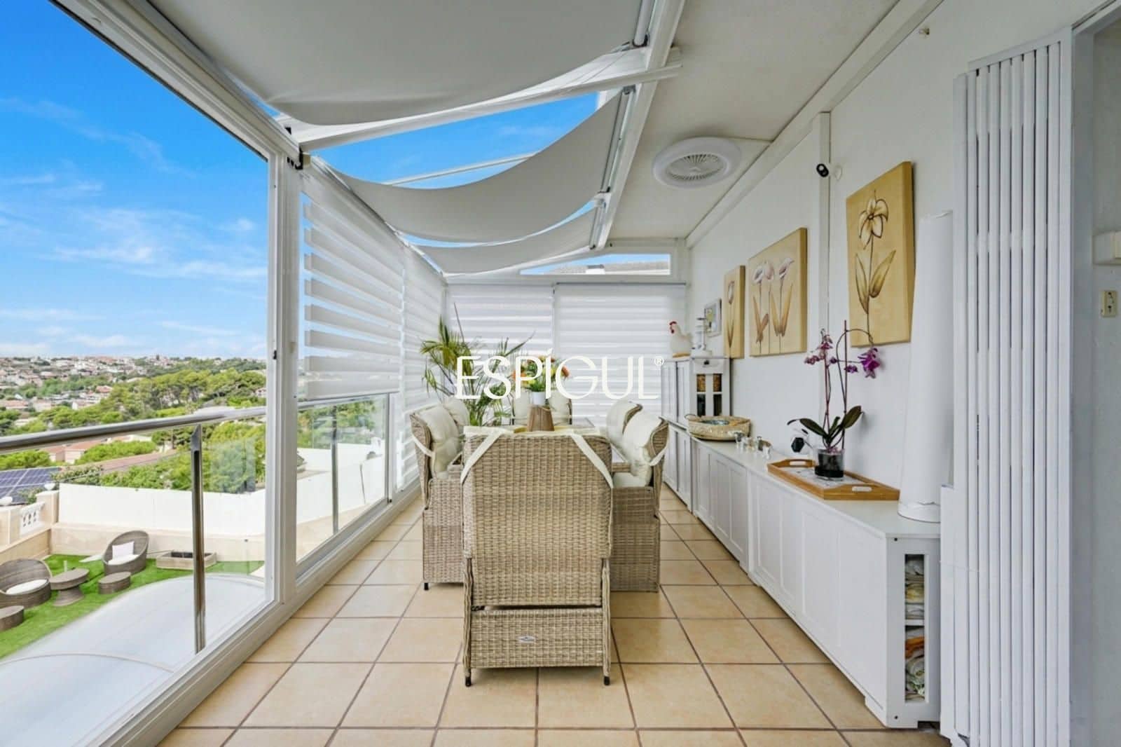 5 bedroom Villa for sale in Rubi with pool - € 810,000 (Ref: 10016128)