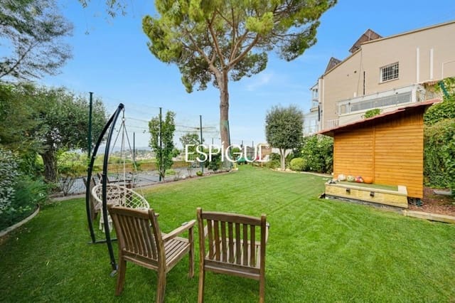 5 bedroom Villa for sale in Rubí with pool - € 810,000 (Ref: 10016128)