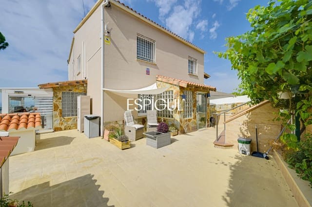 5 bedroom Villa for sale in Rubí with pool - € 810,000 (Ref: 10016128)