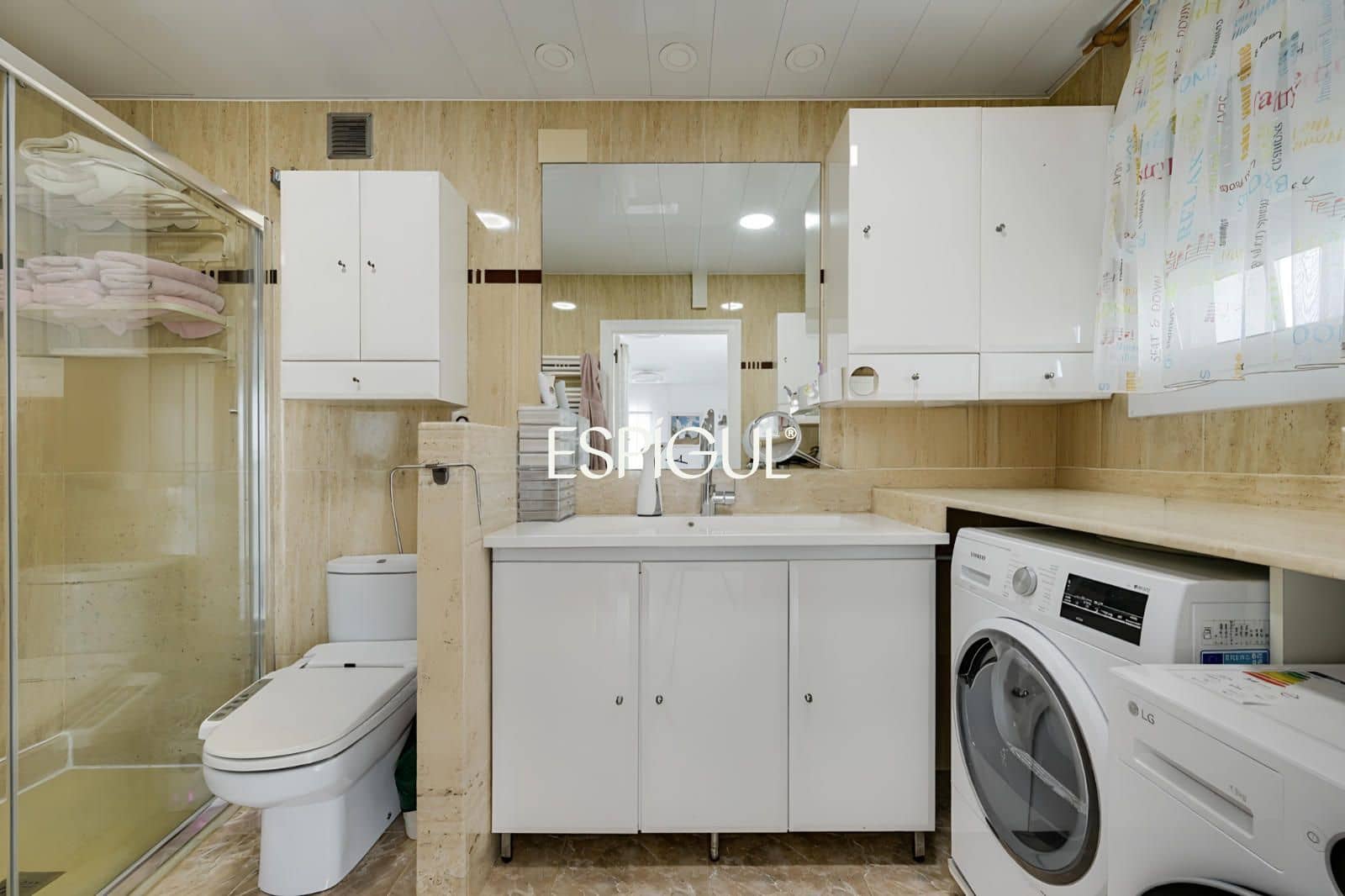 5 bedroom Villa for sale in Rubi with pool - € 810,000 (Ref: 10016128)