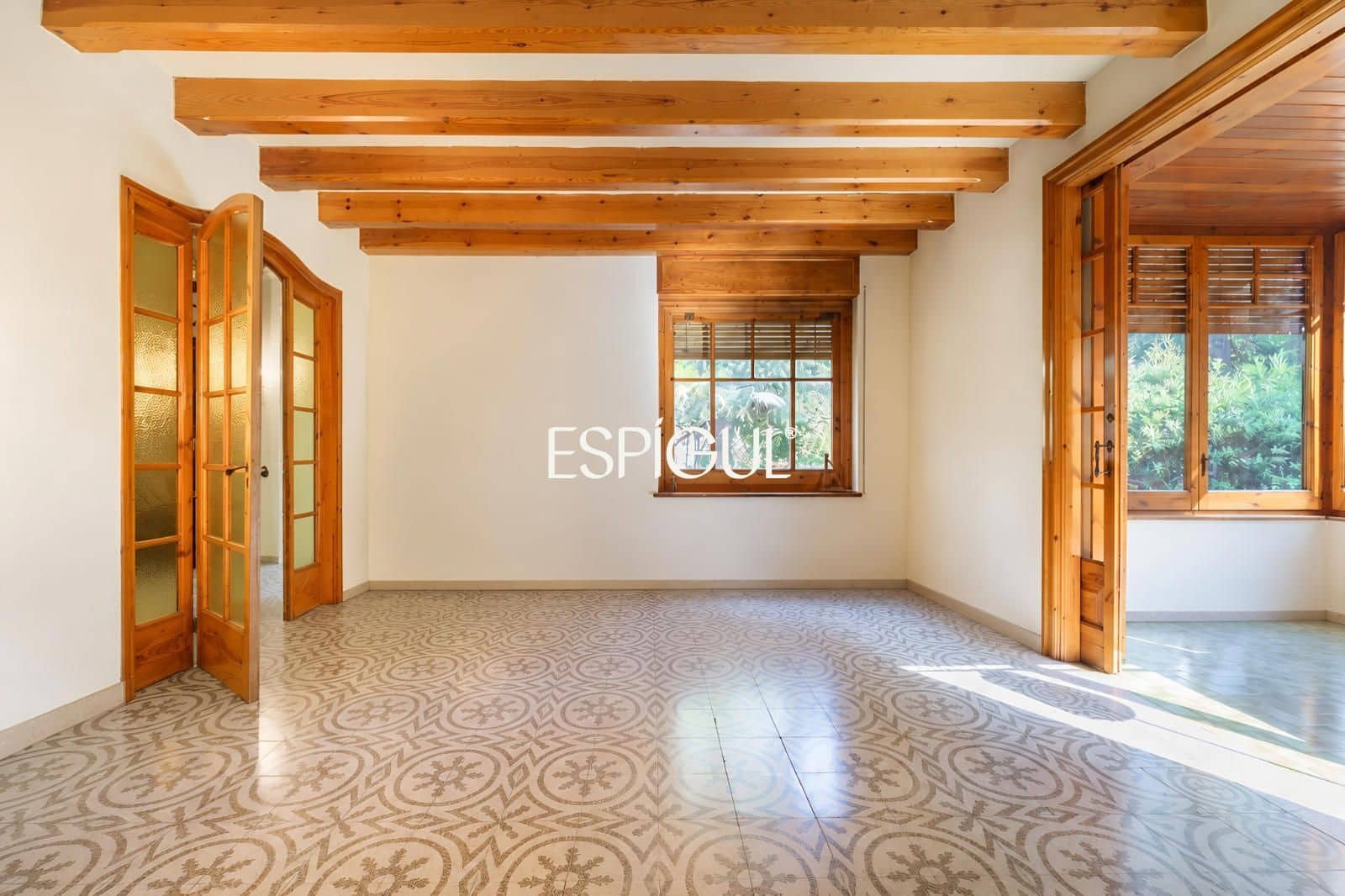 5 bedroom Villa for sale in Sant Cugat del Valles with garage - € 2,950,000 (Ref: 10016131)