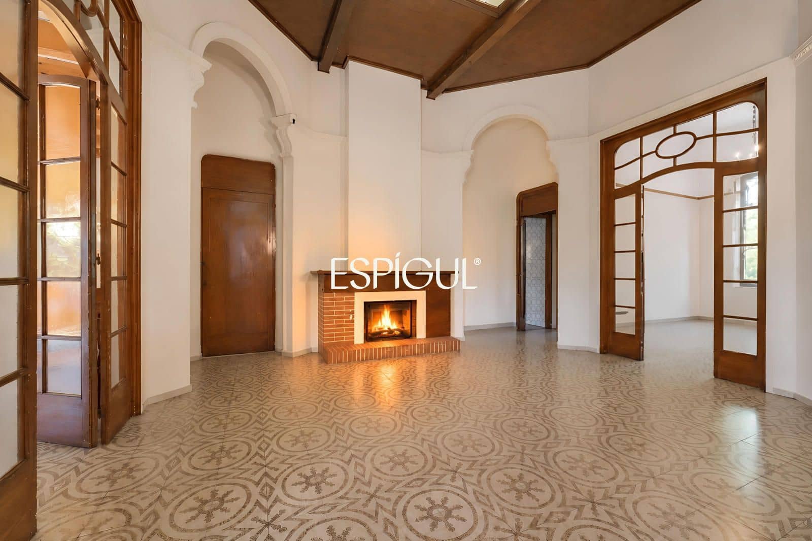 5 bedroom Villa for sale in Sant Cugat del Valles with garage - € 2,950,000 (Ref: 10016131)