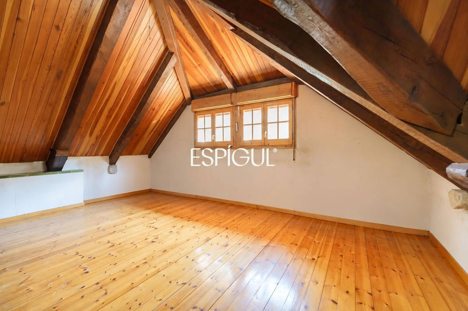 5 bedroom Villa for sale in Sant Cugat del Valles with garage - € 2,950,000 (Ref: 10016131)