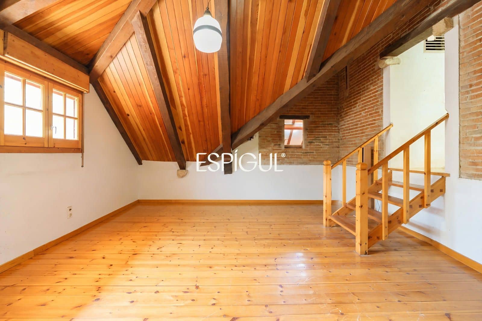 5 bedroom Villa for sale in Sant Cugat del Valles with garage - € 2,950,000 (Ref: 10016131)