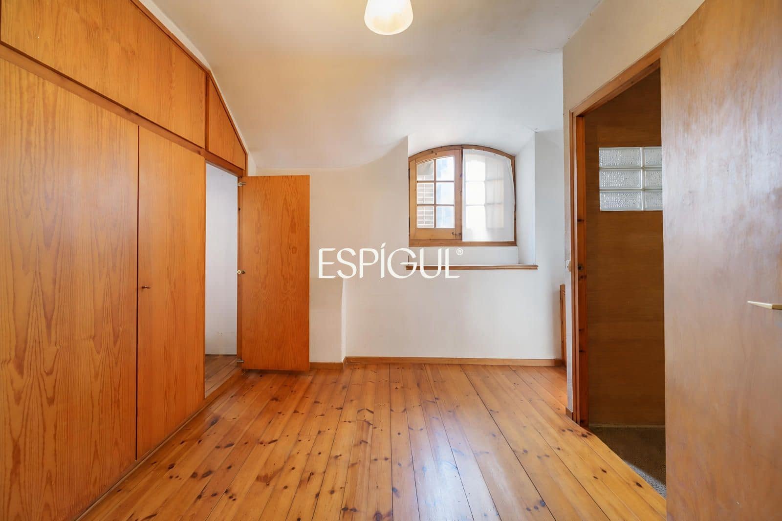 5 bedroom Villa for sale in Sant Cugat del Valles with garage - € 2,950,000 (Ref: 10016131)