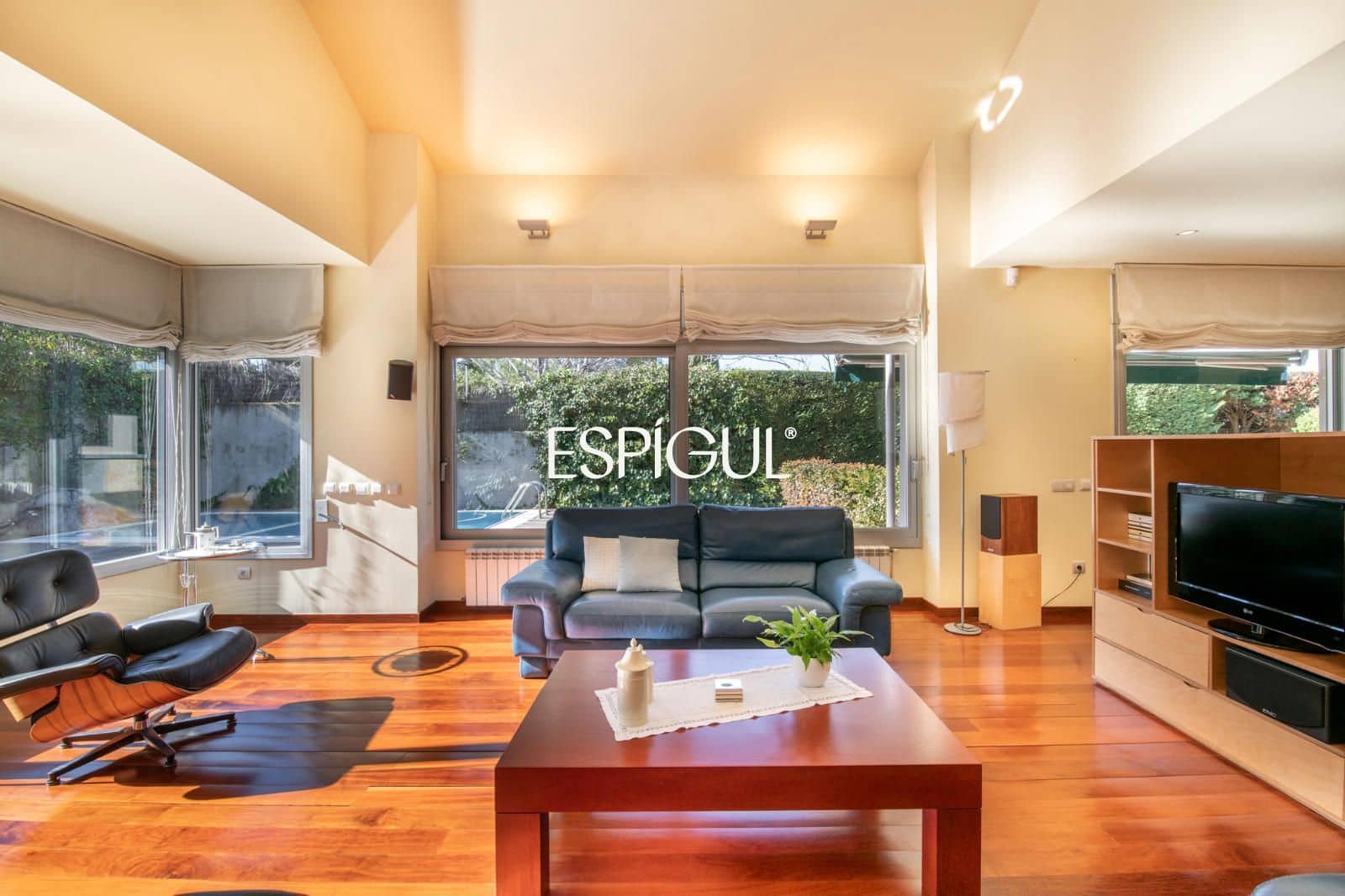 6 soverom Villa til salgs i Sant Cugat del Valles med svømmebasseng garasje - € 1 980 000 (Ref: 10016132)