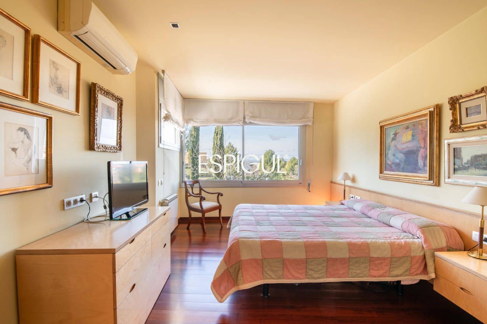 6 soverom Villa til salgs i Sant Cugat del Valles med svømmebasseng garasje - € 1 980 000 (Ref: 10016132)