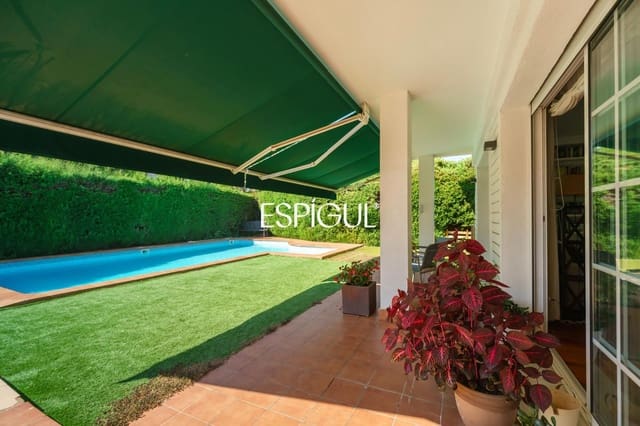 Chalet de 5 habitaciones en Valldoreix, Sant Cugat del Vallès en venta con piscina garaje - 1.890.000 € (Ref: 10016134)