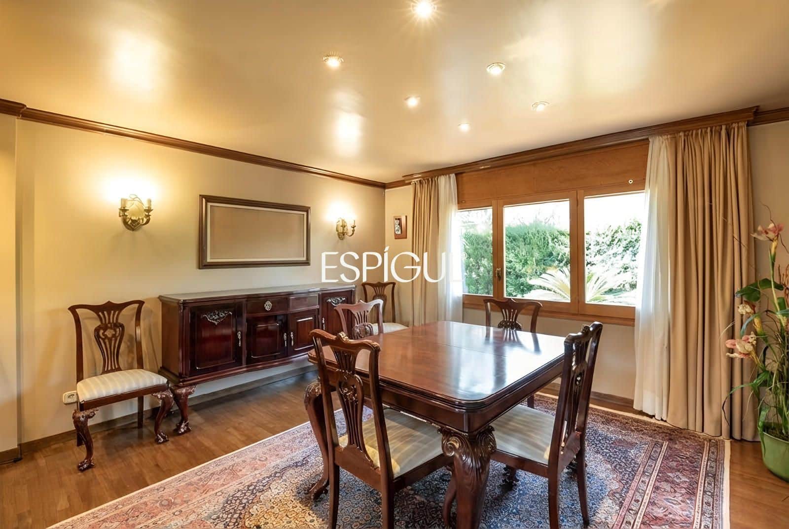 7 sypialnia Willa na sprzedaż w Sant Cugat del Valles z basenem garażem - 1 950 000 € (Ref: 10016135)