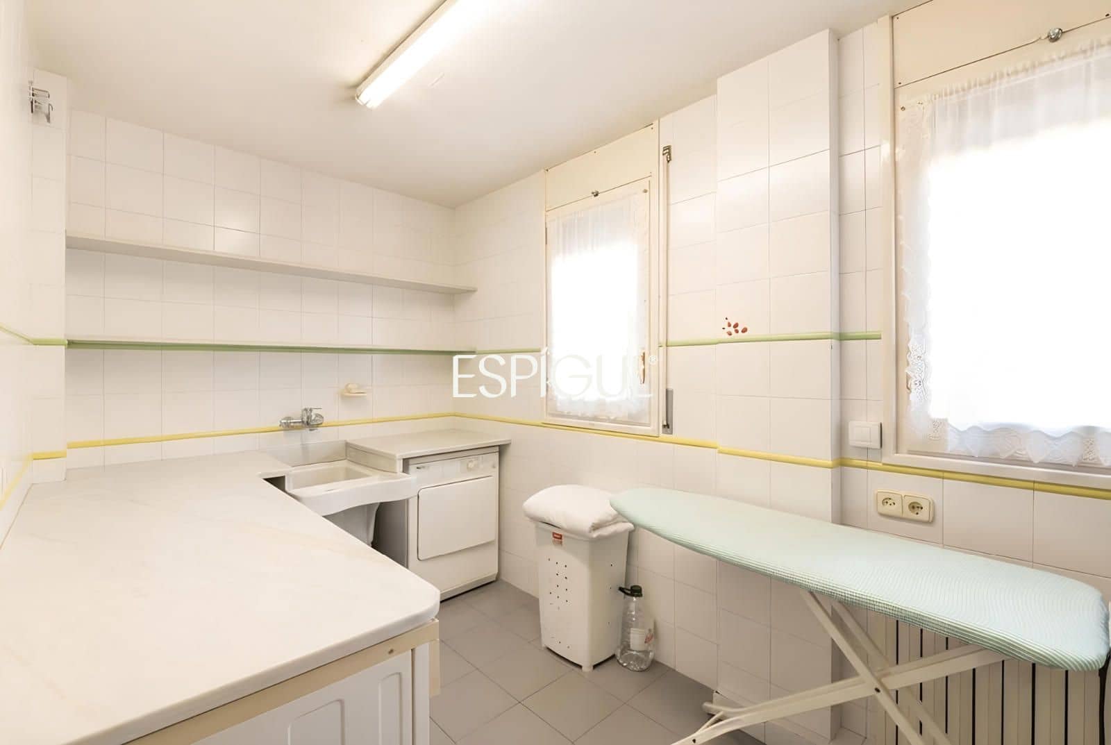 7 sypialnia Willa na sprzedaż w Sant Cugat del Valles z basenem garażem - 1 950 000 € (Ref: 10016135)