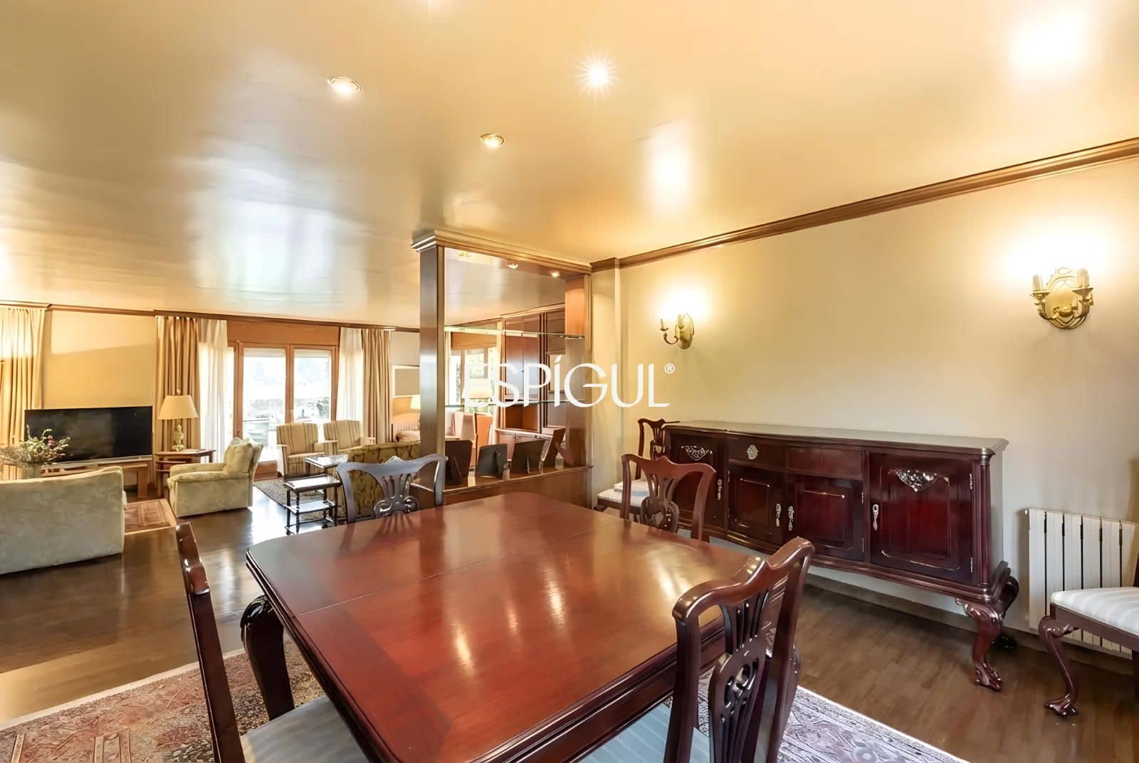 7 sypialnia Willa na sprzedaż w Sant Cugat del Valles z basenem garażem - 1 950 000 € (Ref: 10016135)
