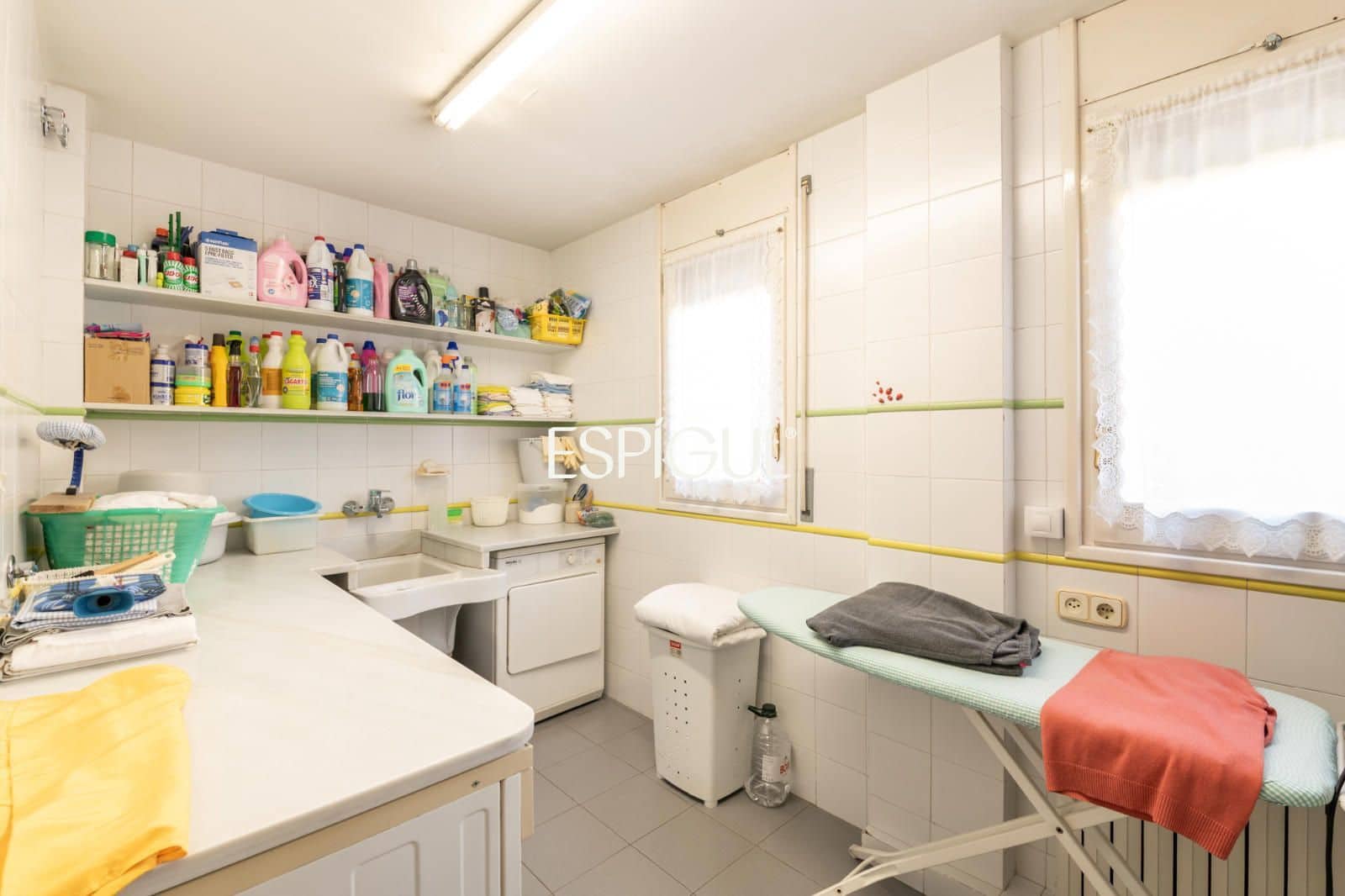 7 sypialnia Willa na sprzedaż w Sant Cugat del Valles z basenem garażem - 1 950 000 € (Ref: 10016135)