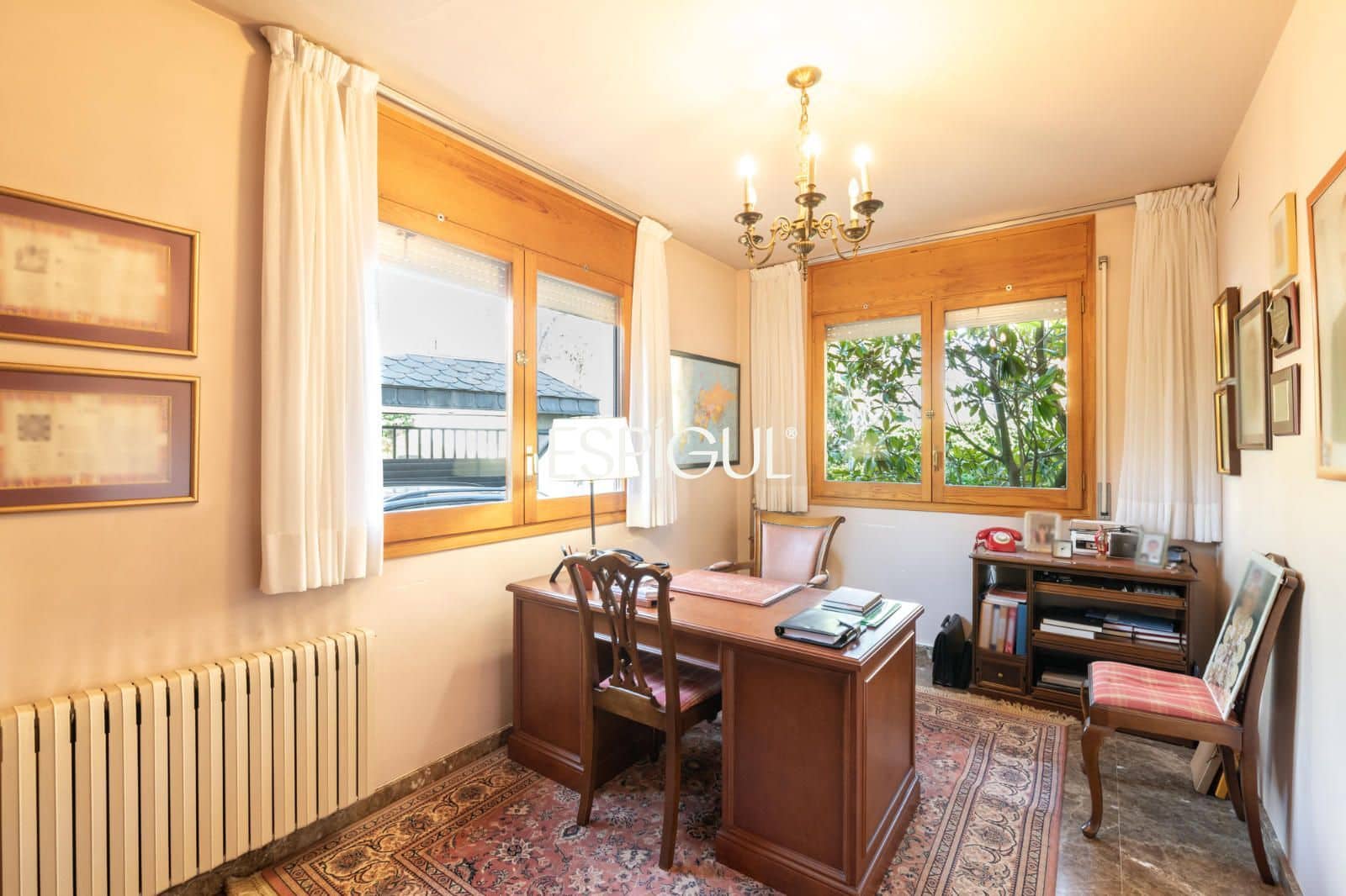 7 sypialnia Willa na sprzedaż w Sant Cugat del Valles z basenem garażem - 1 950 000 € (Ref: 10016135)