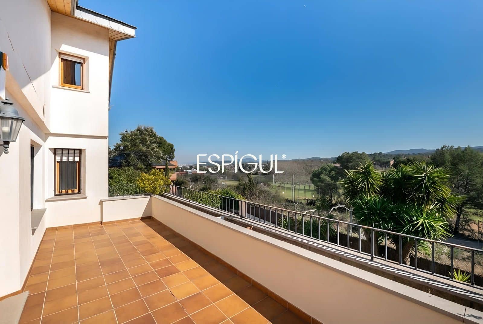7 sypialnia Willa na sprzedaż w Sant Cugat del Valles z basenem garażem - 1 950 000 € (Ref: 10016135)