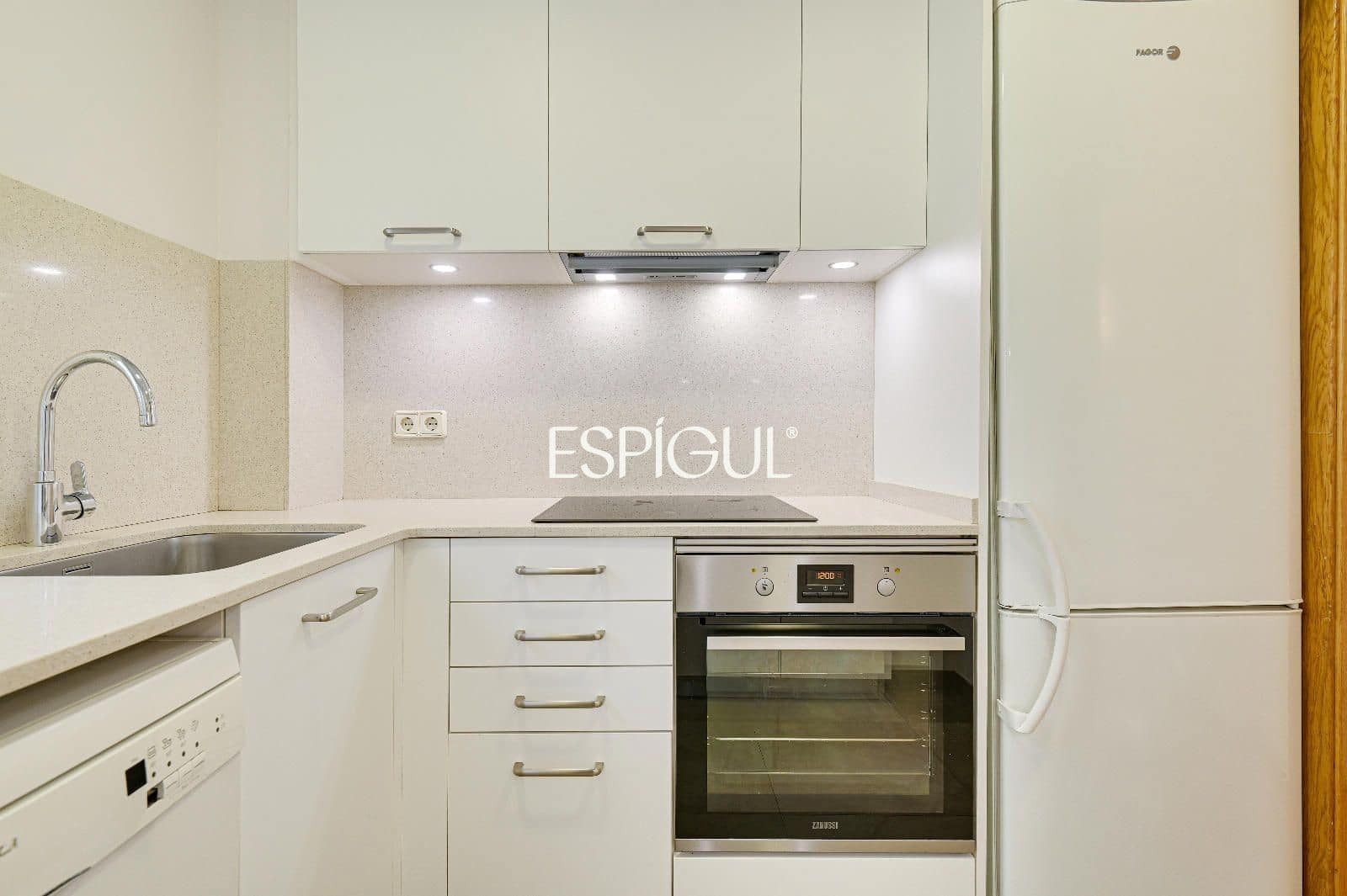 4 soverom Leilighet til salgs i Sant Cugat del Valles - € 635 000 (Ref: 10016137)