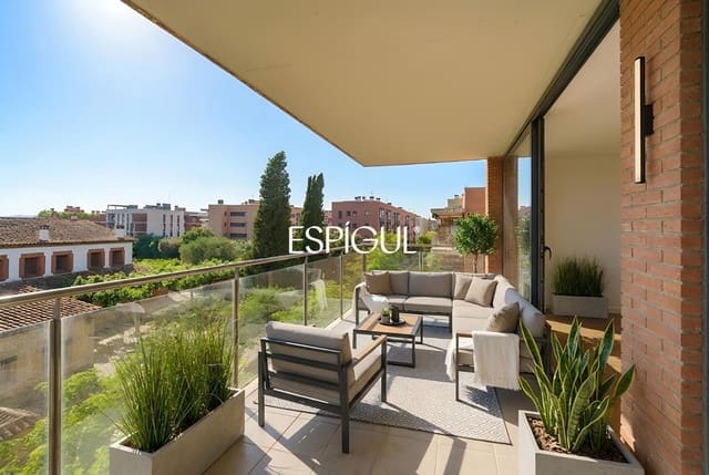 2 soverom Leilighet til salgs i Sant Cugat del Vallès med svømmebasseng garasje - € 640 000 (Ref: 10016139)