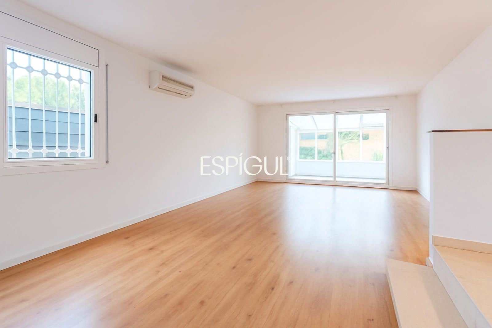 4 bedroom Townhouse for sale in Sant Cugat del Valles with pool garage - € 895,000 (Ref: 10016140)