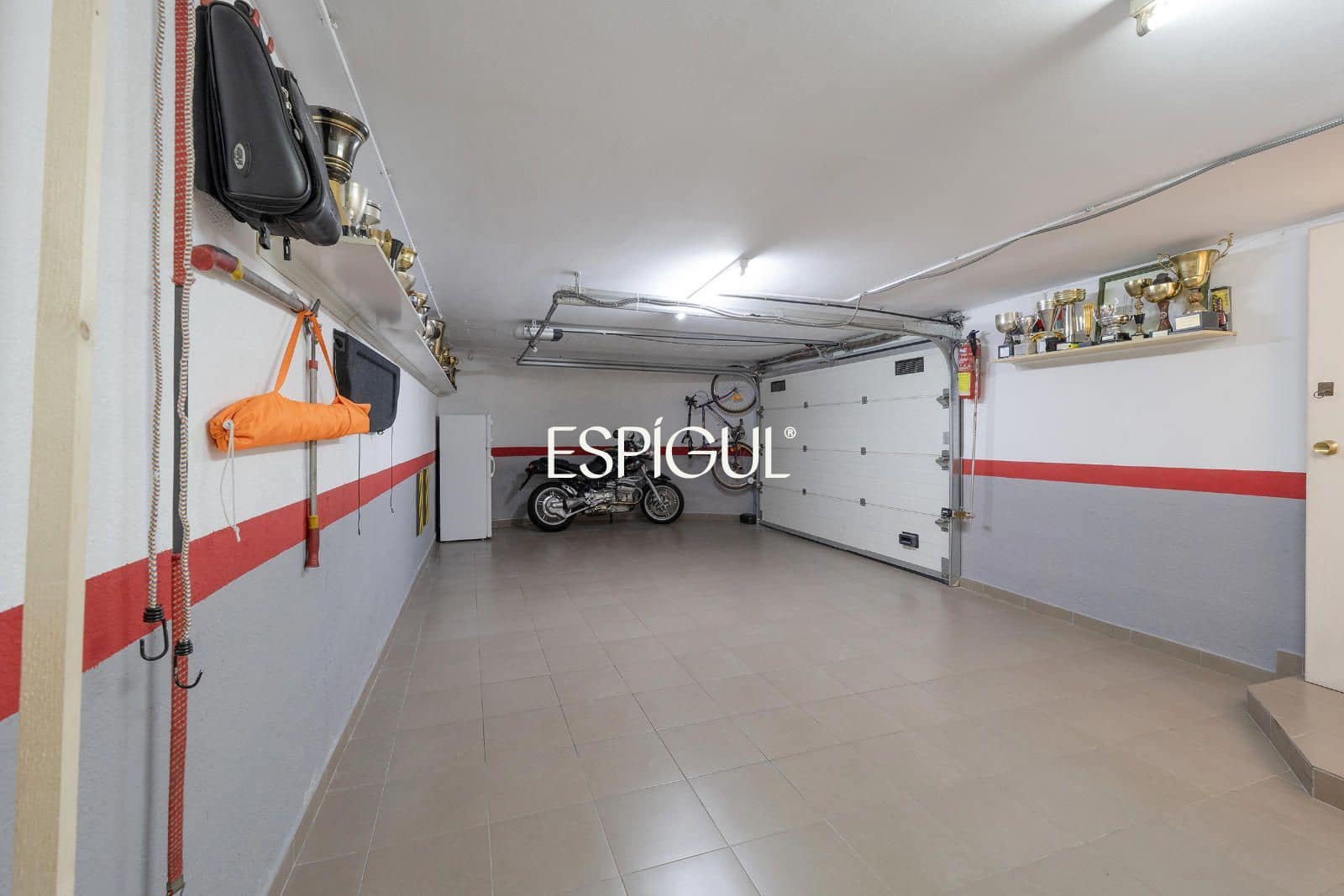 4 bedroom Townhouse for sale in Sant Cugat del Valles with pool garage - € 895,000 (Ref: 10016140)