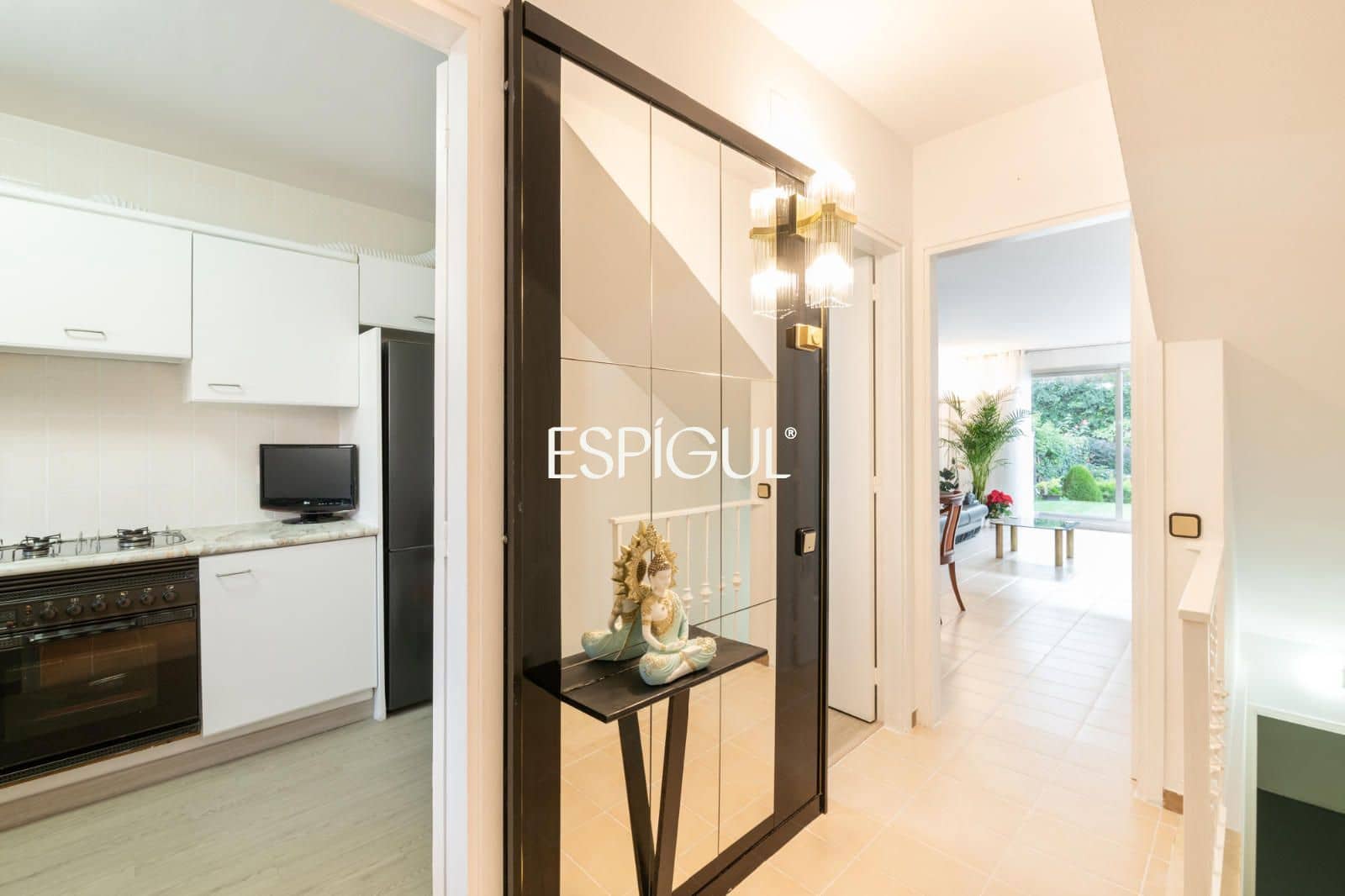 4 bedroom Townhouse for sale in Sant Cugat del Valles with pool garage - € 959,000 (Ref: 10016141)