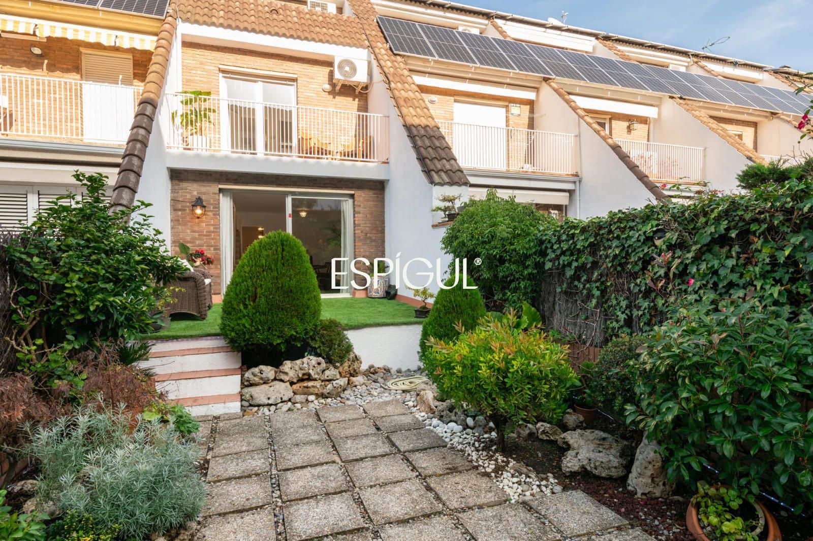 4 bedroom Townhouse for sale in Sant Cugat del Valles with pool garage - € 959,000 (Ref: 10016141)