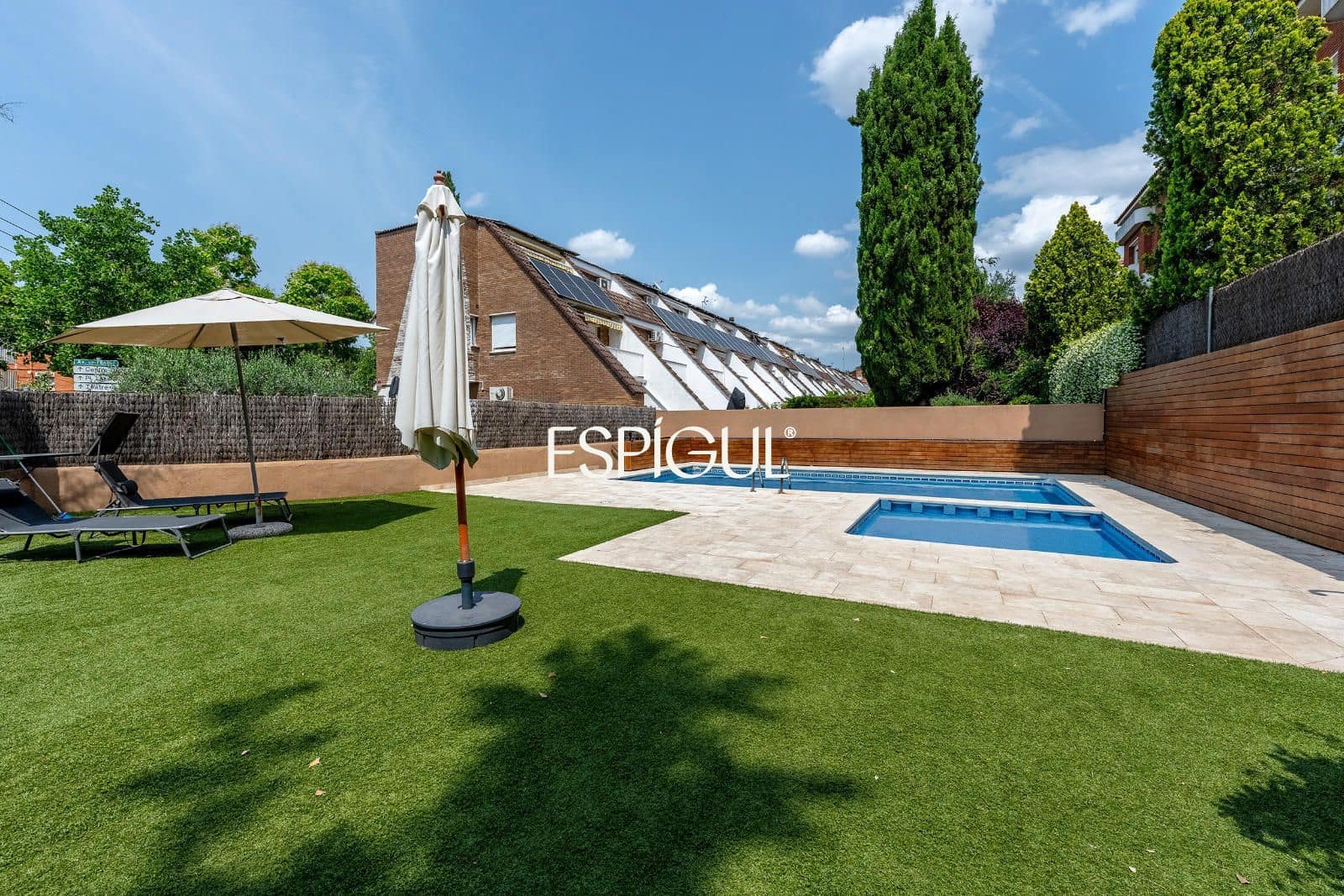 4 bedroom Townhouse for sale in Sant Cugat del Valles with pool garage - € 959,000 (Ref: 10016141)