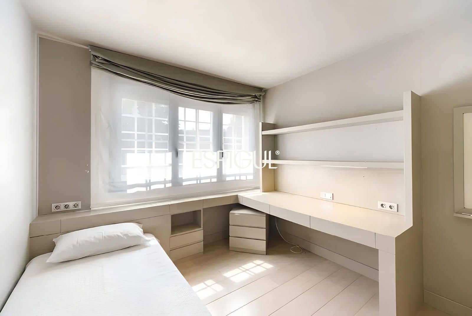 3 sypialnia Mieszkanie na sprzedaż w Sant Cugat del Valles z basenem garażem - 899 000 € (Ref: 10016142)