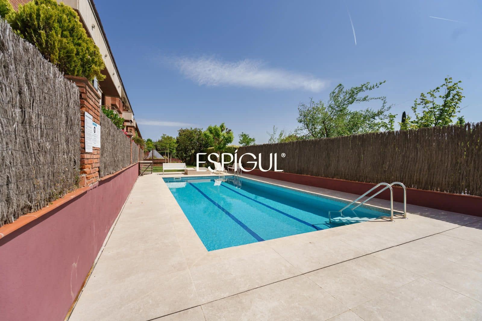 3 sypialnia Mieszkanie na sprzedaż w Sant Cugat del Valles z basenem garażem - 899 000 € (Ref: 10016142)