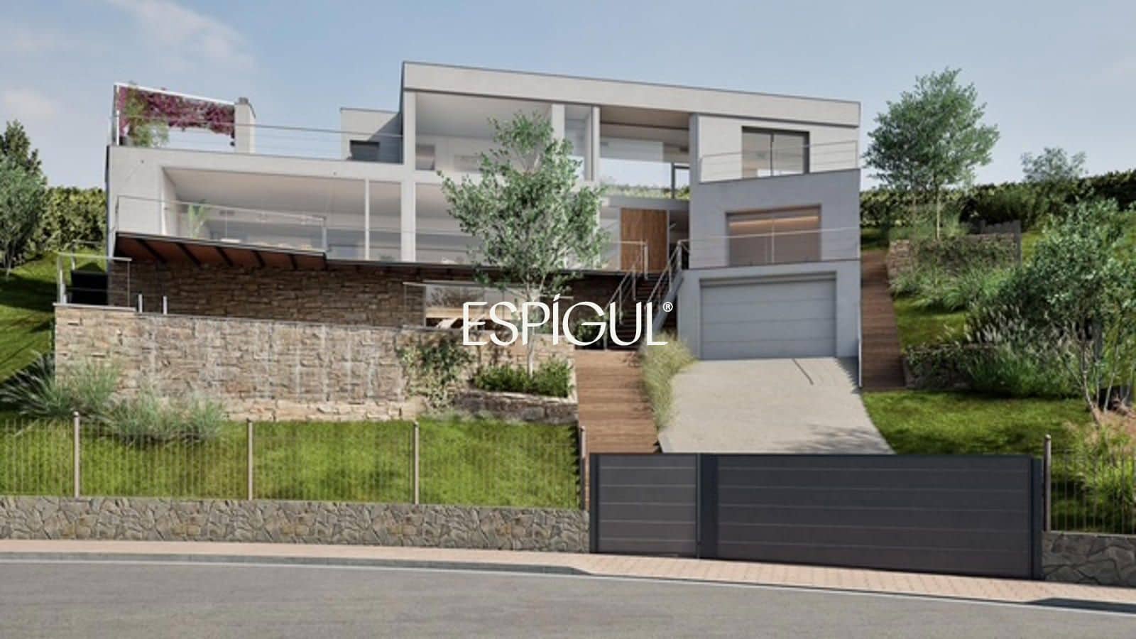 4 bedroom Villa for sale in Sant Esteve Sesrovires with pool garage - € 795,000 (Ref: 10016143)