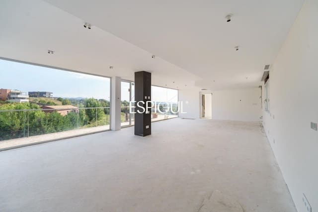4 camera da letto Villa in vendita in Sant Esteve Sesrovires con piscina garage - 795.000 € (Rif: 10016143)