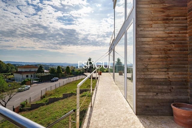 4 camera da letto Villa in vendita in Sant Esteve Sesrovires con piscina garage - 795.000 € (Rif: 10016143)