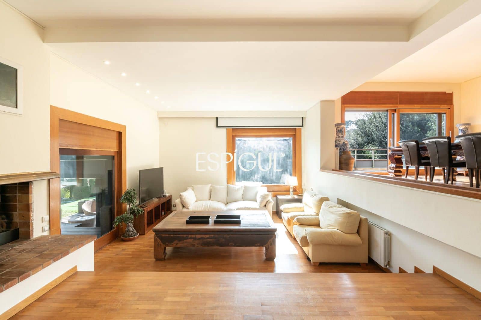 6 Zimmer Villa zu verkaufen in Sant Cugat del Valles mit Pool - 2.200.000 € (Ref: 10016144)