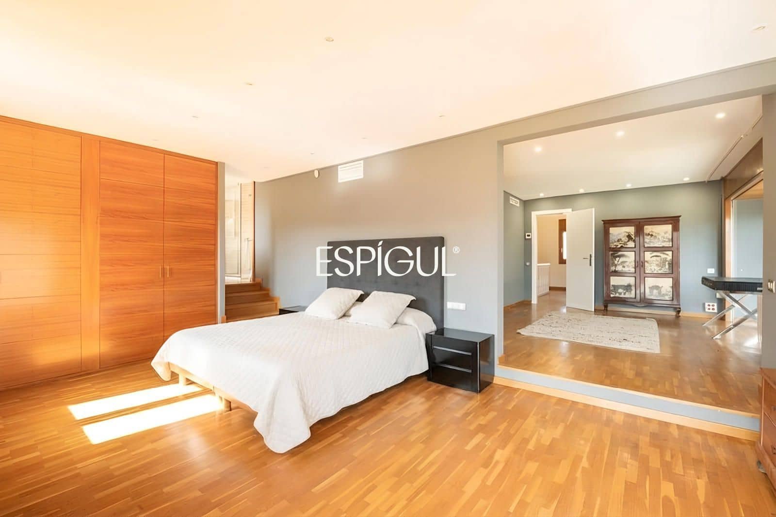 6 Zimmer Villa zu verkaufen in Sant Cugat del Valles mit Pool - 2.200.000 € (Ref: 10016144)