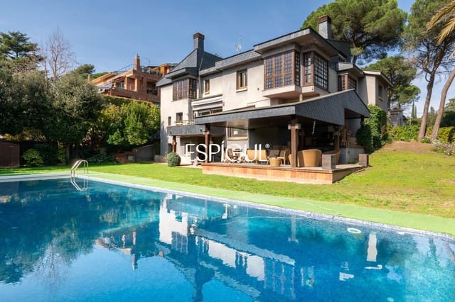 Chalet de 6 habitaciones en Sant Cugat del Vallès en venta con piscina - 2.200.000 € (Ref: 10016144)