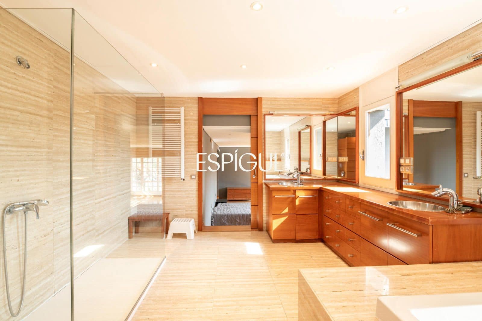 6 Zimmer Villa zu verkaufen in Sant Cugat del Valles mit Pool - 2.200.000 € (Ref: 10016144)