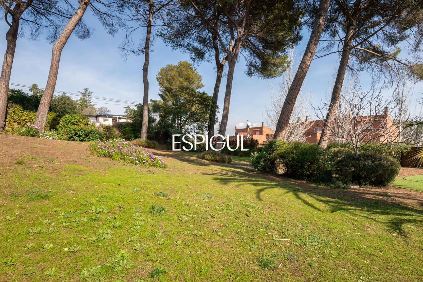 6 Zimmer Villa zu verkaufen in Sant Cugat del Valles mit Pool - 2.200.000 € (Ref: 10016144)