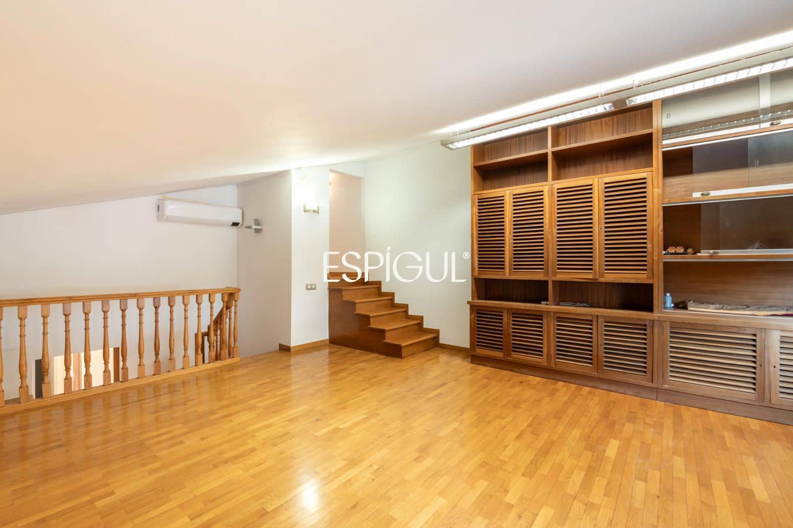 6 Zimmer Villa zu verkaufen in Sant Cugat del Valles mit Pool - 2.200.000 € (Ref: 10016144)