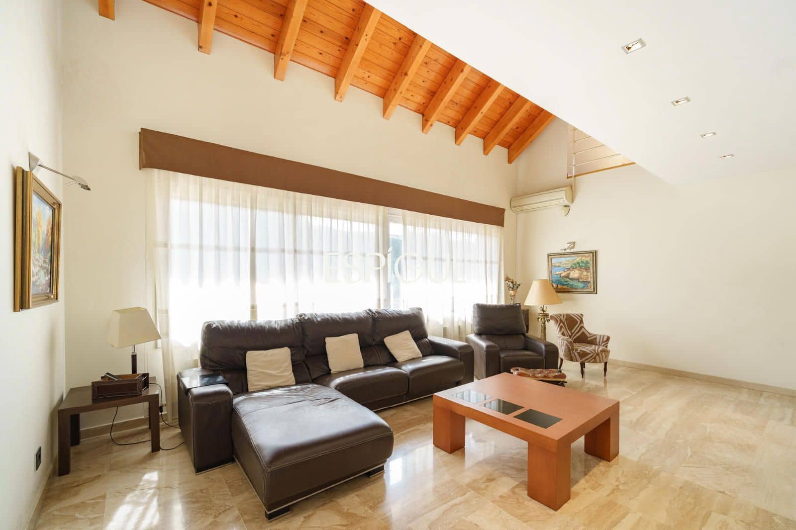 Chalet de 5 habitaciones en Sant Cugat del Vallès en venta con piscina garaje - 1.245.000 € (Ref: 10016145)
