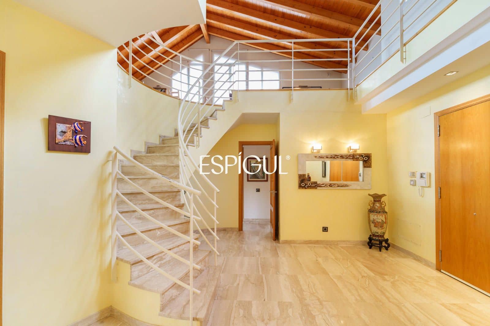 Chalet de 5 habitaciones en Sant Cugat del Vallès en venta con piscina garaje - 1.245.000 € (Ref: 10016145)
