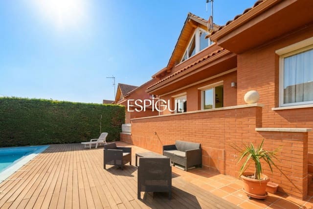 Chalet de 5 habitaciones en Sant Cugat del Vallès en venta con piscina garaje - 1.245.000 € (Ref: 10016145)
