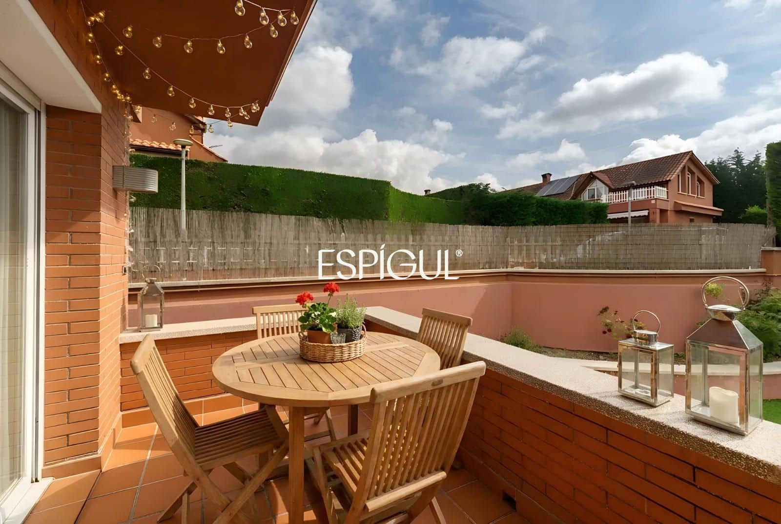 Chalet de 5 habitaciones en Sant Cugat del Vallès en venta con piscina garaje - 1.245.000 € (Ref: 10016145)